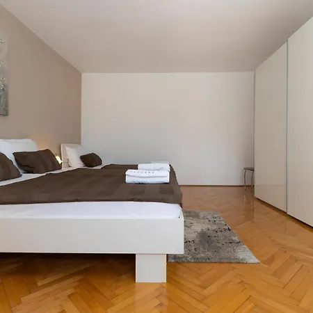 House Marija 2036 * Рабац