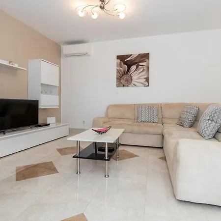 Дом отдыха House Marija 2036 Рабац