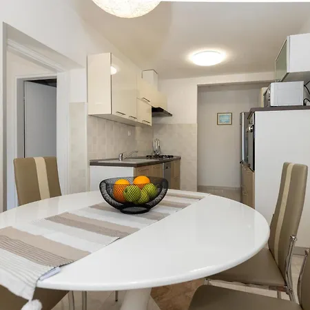 House Marija 2036 * Рабац