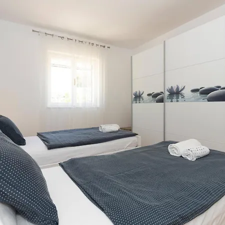 House Marija 2036 Дом отдыха Рабац